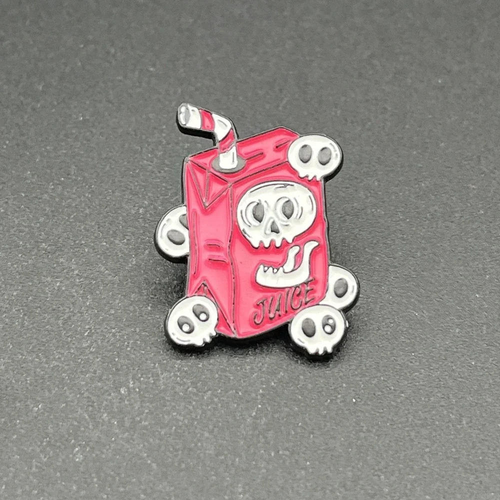 Death Juice Box Skulls Lapel Hat‎ Pin